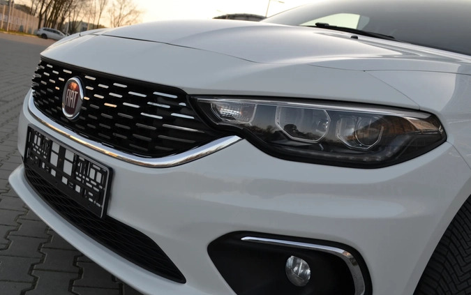 Fiat Tipo cena 54900 przebieg: 106000, rok produkcji 2020 z Płock małe 781